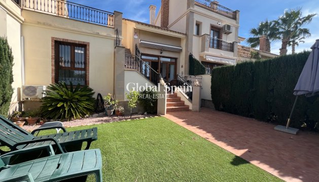 APPARTEMENT - Wederverkoop - ALGORFA -
                Inland