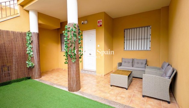 APPARTEMENT - Wederverkoop - BENEJÚZAR -
                Benejúzar