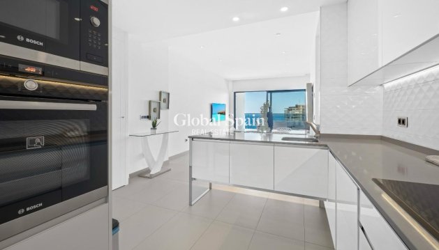 APPARTEMENT - Wederverkoop - BENIDORM -
                Playa de Poniente
