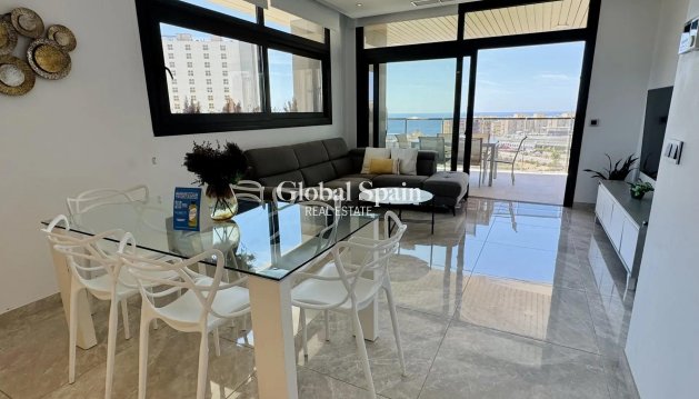 APPARTEMENT - Wederverkoop - BENIDORM -
                Playa de Poniente