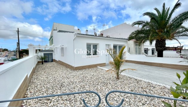 APPARTEMENT - Wederverkoop - CIUDAD QUESADA -
                CIUDAD QUESADA