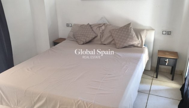APPARTEMENT - Wederverkoop - FINESTRAT -
                FINESTRAT