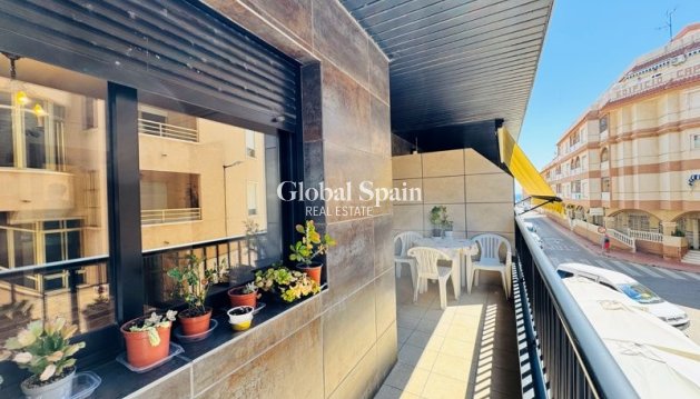 APPARTEMENT - Wederverkoop - LA MATA -
                Costa Blanca