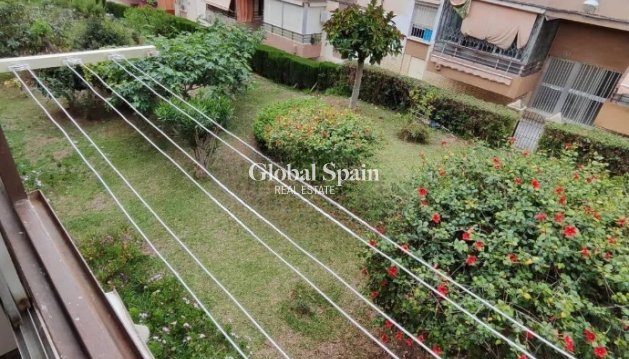 APPARTEMENT - Wederverkoop - LA ROMANA -
                Inland