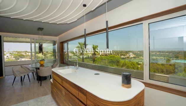 Appartement - Wederverkoop - LAS COLINAS GOLF RESORT -
                Las Colinas Golf