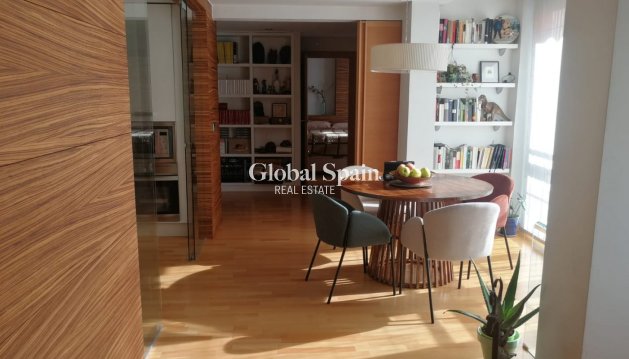 APPARTEMENT - Wederverkoop - MURCIA -
                MURCIA