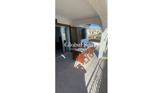 APPARTEMENT - Wederverkoop - ORIHUELA COSTA -
                CABO ROIG