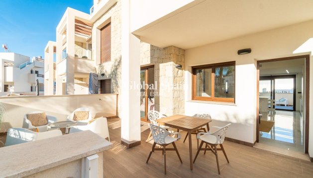 APPARTEMENT - Wederverkoop - ORIHUELA COSTA -
                Costa Blanca