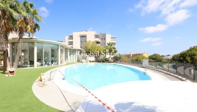 APPARTEMENT - Wederverkoop - ORIHUELA COSTA -
                Costa Blanca