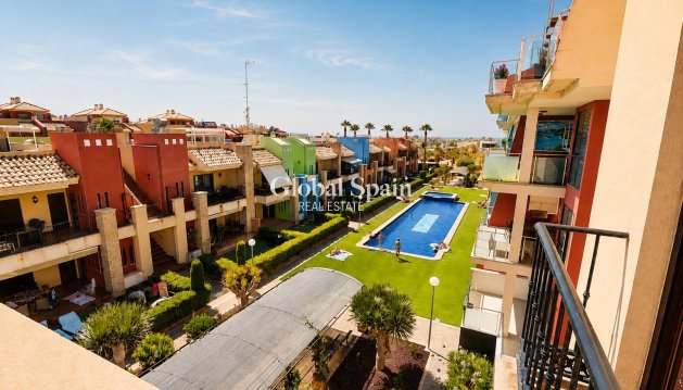 APPARTEMENT - Wederverkoop - ORIHUELA COSTA -
                Costa Blanca