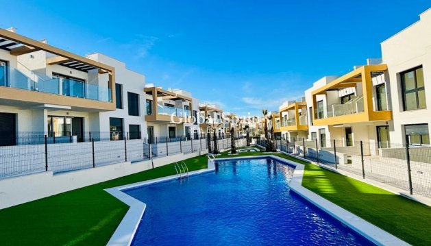 APPARTEMENT - Wederverkoop - ORIHUELA COSTA -
                Inland