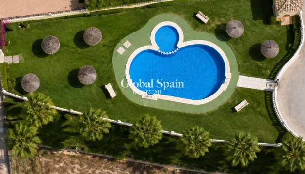 APPARTEMENT - Wederverkoop - ORIHUELA COSTA -
                Lomas de Cabo Roig