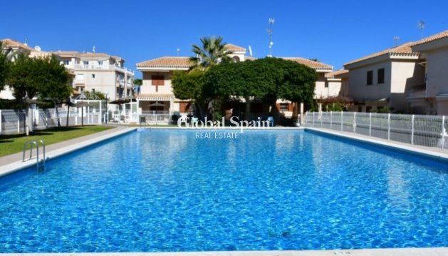 APPARTEMENT - Wederverkoop - ORIHUELA COSTA -
                Playa Flamenca