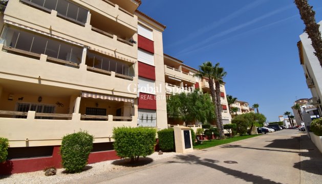 APPARTEMENT - Wederverkoop - Orihuela Costa -
                Playa Flamenca