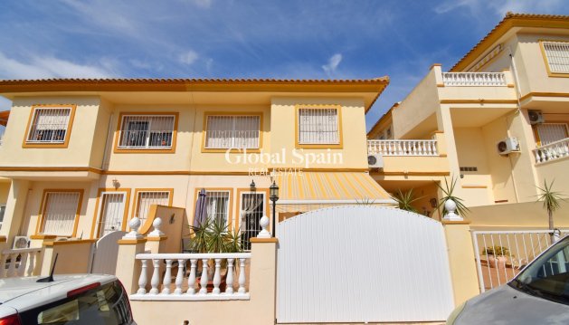 APPARTEMENT - Wederverkoop - ORIHUELA COSTA -
                Playa Flamenca