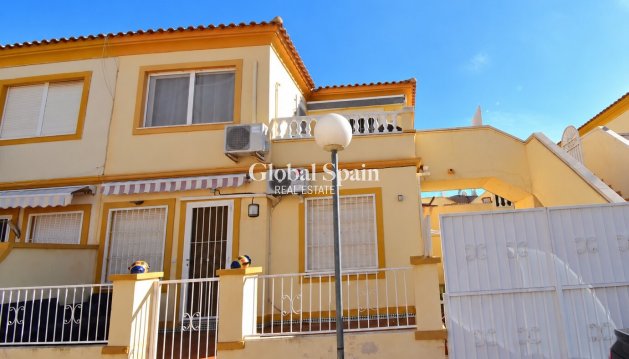 APPARTEMENT - Wederverkoop - ORIHUELA COSTA -
                Playa Flamenca