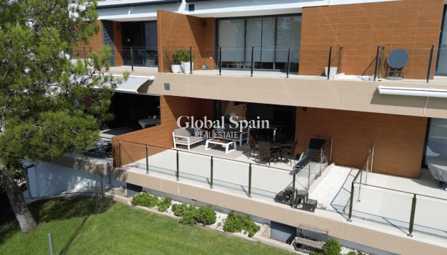 APPARTEMENT - Wederverkoop - ORIHUELA COSTA -
                VILLAMARTÍN