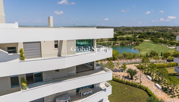 APPARTEMENT - Wederverkoop - ORIHUELA -
                LAS COLINAS GOLF RESORT