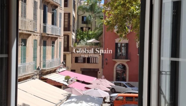 APPARTEMENT - Wederverkoop - PALMA -
                PALMA