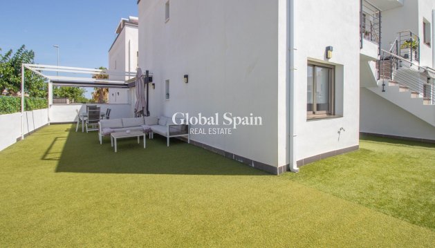 APPARTEMENT - Wederverkoop - PILAR DE LA HORADADA -
                Torre de la Horadada