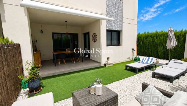 APPARTEMENT - Wederverkoop - SAN MIGUEL DE SALINAS -
                Las Comunicaciones