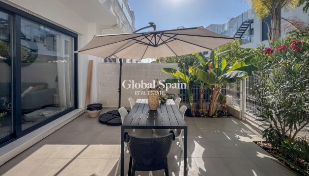 APPARTEMENT - Wederverkoop - SANTIAGO DE LA RIBERA -
                Santiago de la Ribera