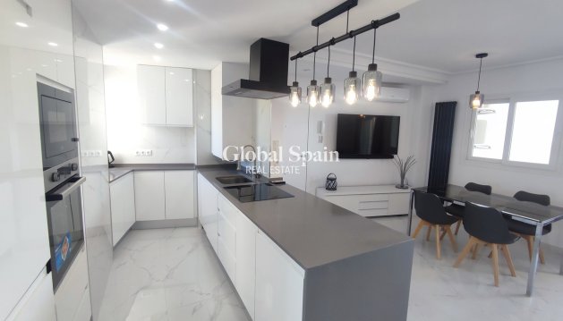 APPARTEMENT - Wederverkoop - SUCINA -
                Inland