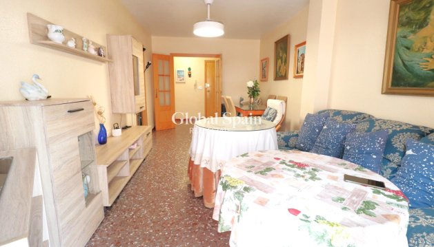 APPARTEMENT - Wederverkoop - TORREVIEJA -
                Acequion