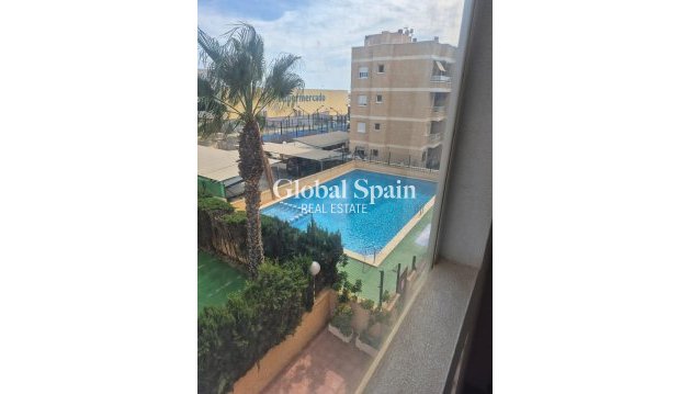 APPARTEMENT - Wederverkoop - TORREVIEJA -
                Aguas Nuevas