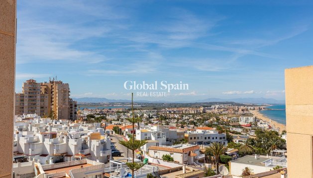 APPARTEMENT - Wederverkoop - TORREVIEJA -
                Cabo Cervera
