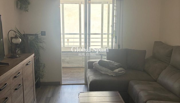APPARTEMENT - Wederverkoop - TORREVIEJA -
                Center