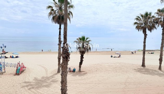 APPARTEMENT - Wederverkoop - TORREVIEJA -
                La Mata