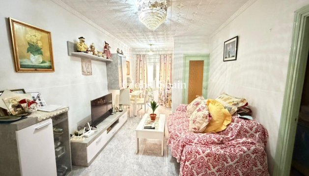 APPARTEMENT - Wederverkoop - TORREVIEJA -
                Playa del Cura