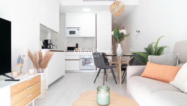 Appartement - Wederverkoop - TORREVIEJA -
                Playa del cura