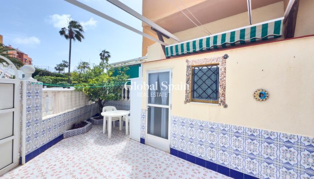 APPARTEMENT - Wederverkoop - TORREVIEJA -
                Torreblanca