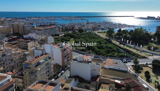 APPARTEMENT - Wederverkoop - TORREVIEJA -
                Torrevieja
