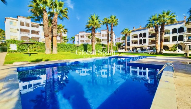 APPARTEMENT - Wederverkoop - VILLAMARTÍN -
                Costa Blanca