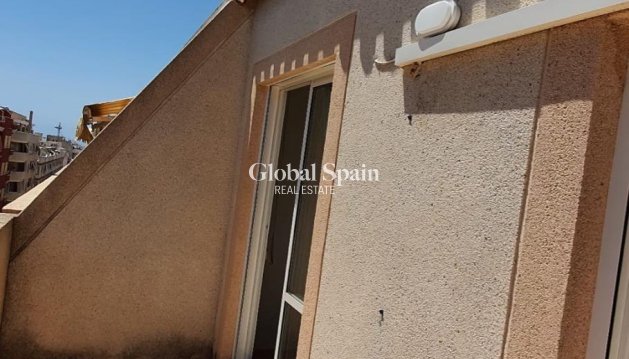 ÁTICO - Venta - TORREVIEJA -
                Center