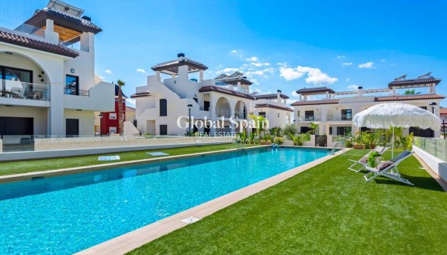 Bungalow en el último piso - Nueva construcción  - ROJALES -
                Doña Pepa