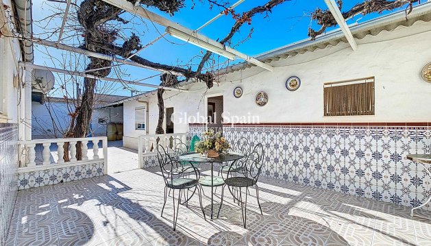 Casa de los hombres - Venta - Pinoso -
                Pinoso