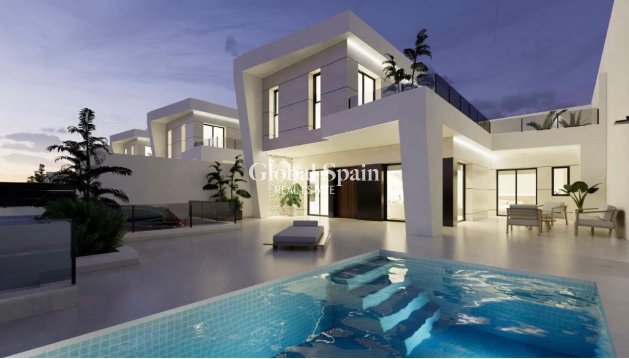 CASA - Nueva construcción  - DOLORES -
                DOLORES
