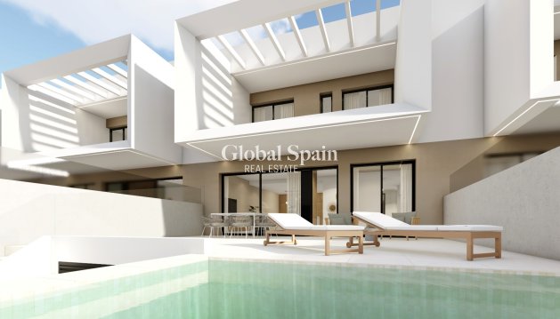 CASA - Nueva construcción  - DOLORES -
                DOLORES