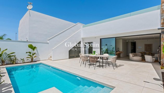 CASA - Nueva construcción  - LOS ALCÁZARES -
                LOS ALCÁZARES
