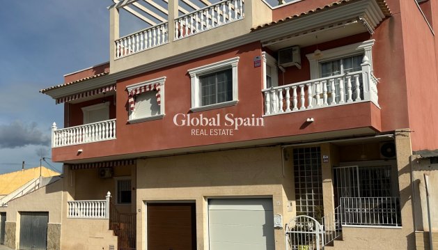 CASA - Venta - BIGASTRO -
                BIGASTRO