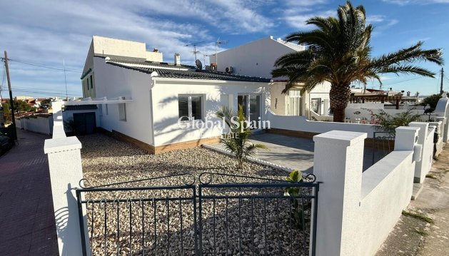 CASA - Venta - ROJALES -
                Rojales, CIudad Quesada