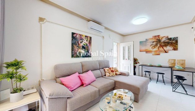 CASA - Venta - SAN MIGUEL DE SALINAS -
                03193