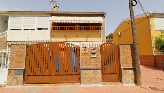 CASA - Venta - TORREVIEJA -
                Playa De Los Náufragos