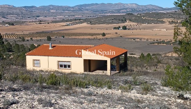 CASA - Venta - YECLA -
                Inland