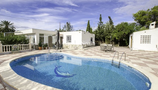 Chalet / Villa - Wederverkoop - ALBATERA -
                Albatera