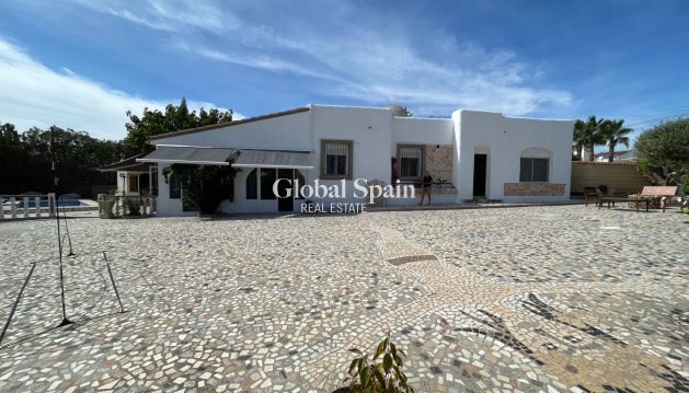 Chalet / Villa - Wiederverkauf - CIUDAD QUESADA -
                Cuidad Quesada